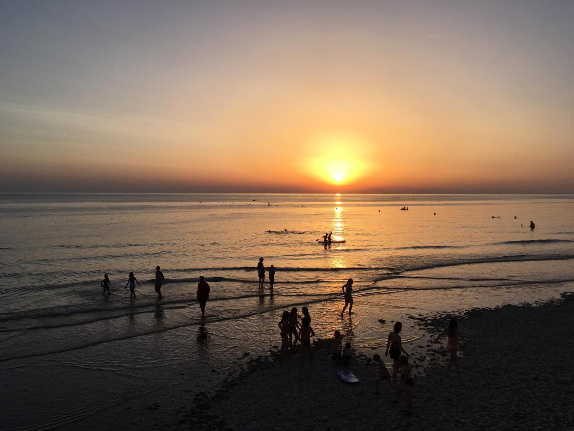 L Estivale Lägenhet Wimereux Exteriör bild